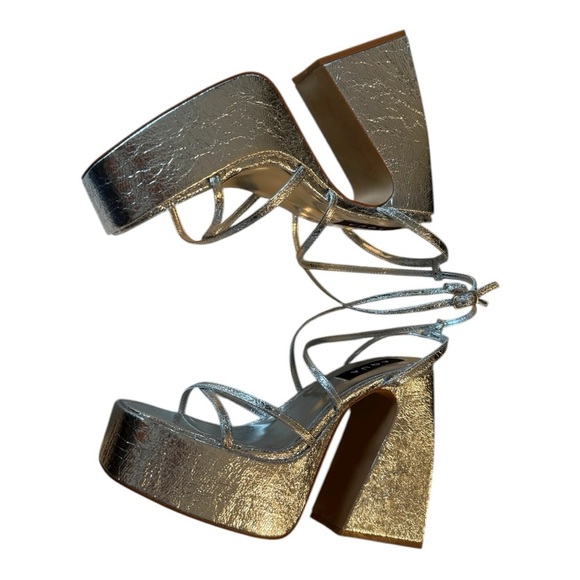 Aqua Chanc Metallic Silver High Heel Platform Sandals Square Toe Strappy NEW 9 - Picture 8 of 11